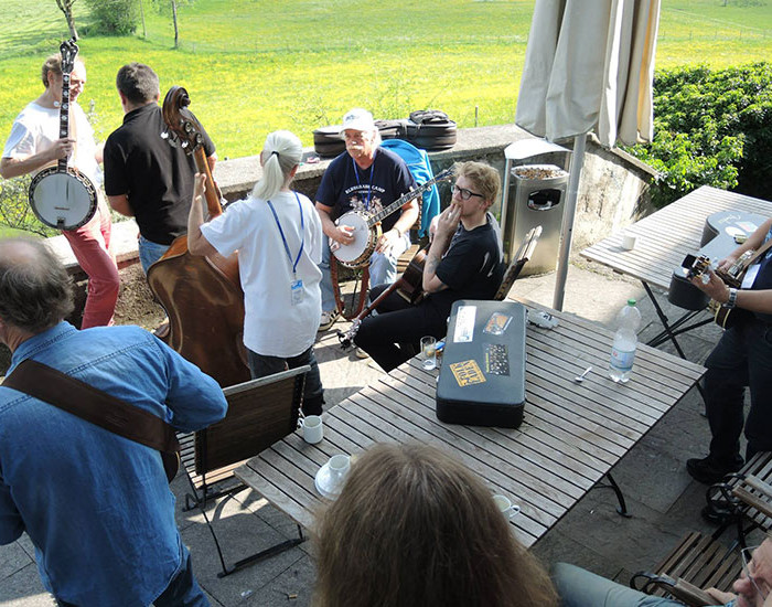 Bluegrass Camp Germany 2014 - Rüdiger Helbigs Outdoor Banjo Class